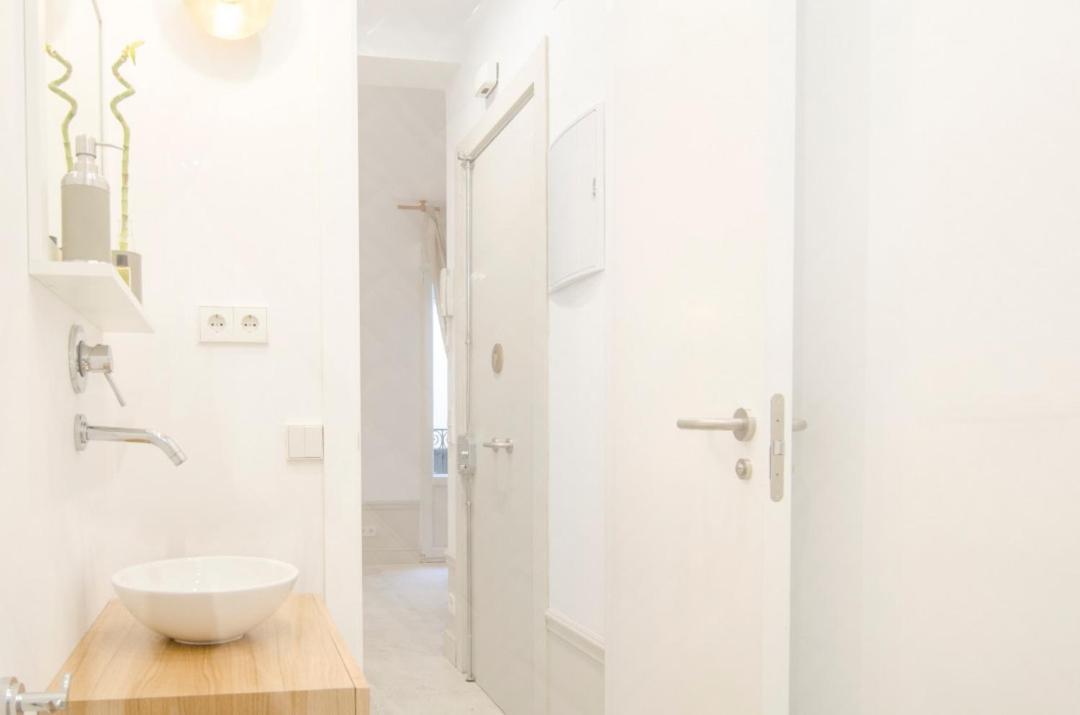 Valverde Apartment マドリード エクステリア 写真