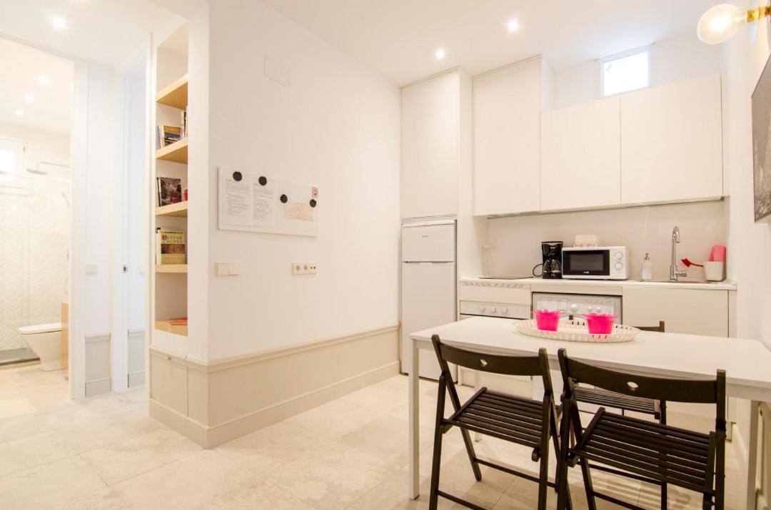 Valverde Apartment マドリード エクステリア 写真