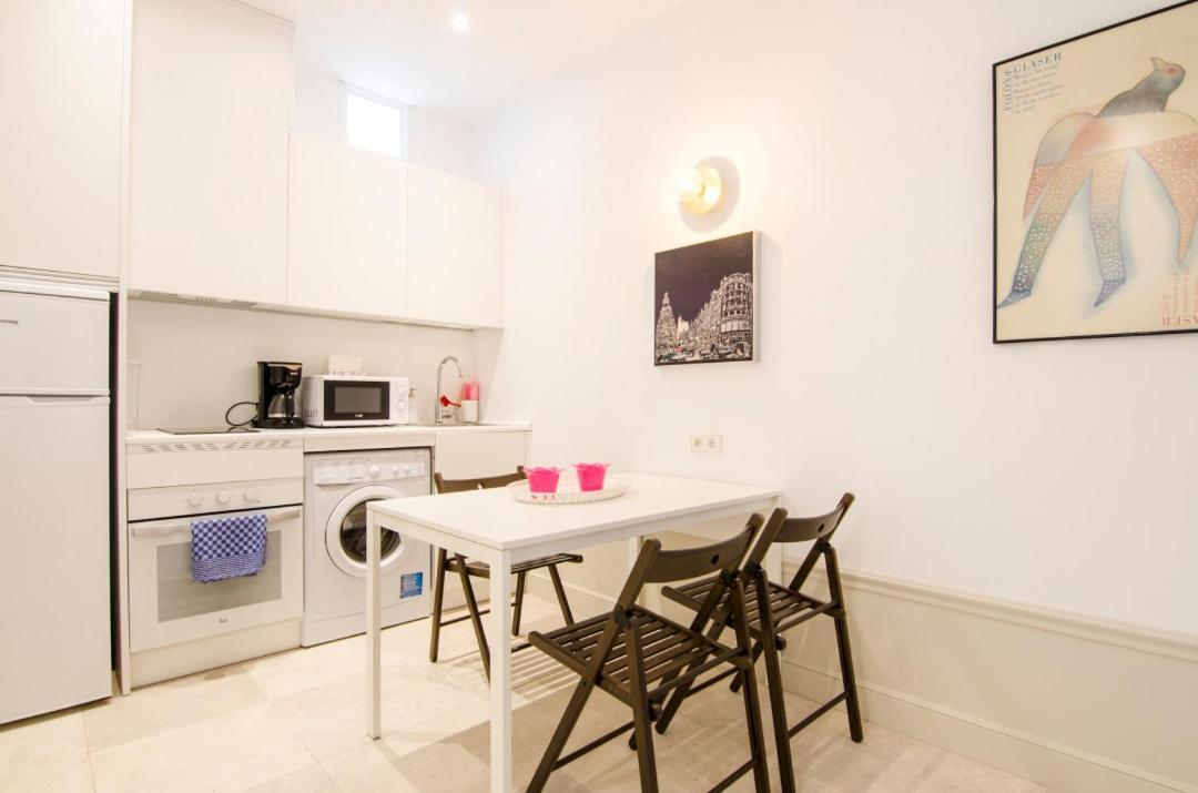 Valverde Apartment マドリード エクステリア 写真